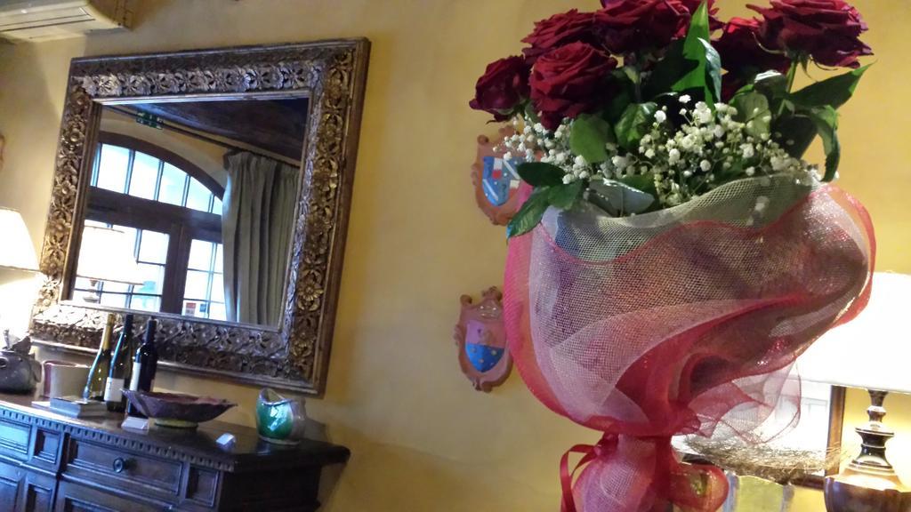 Hotel Torre Di San Martino Gazzola Di Rivalta Bagian luar foto