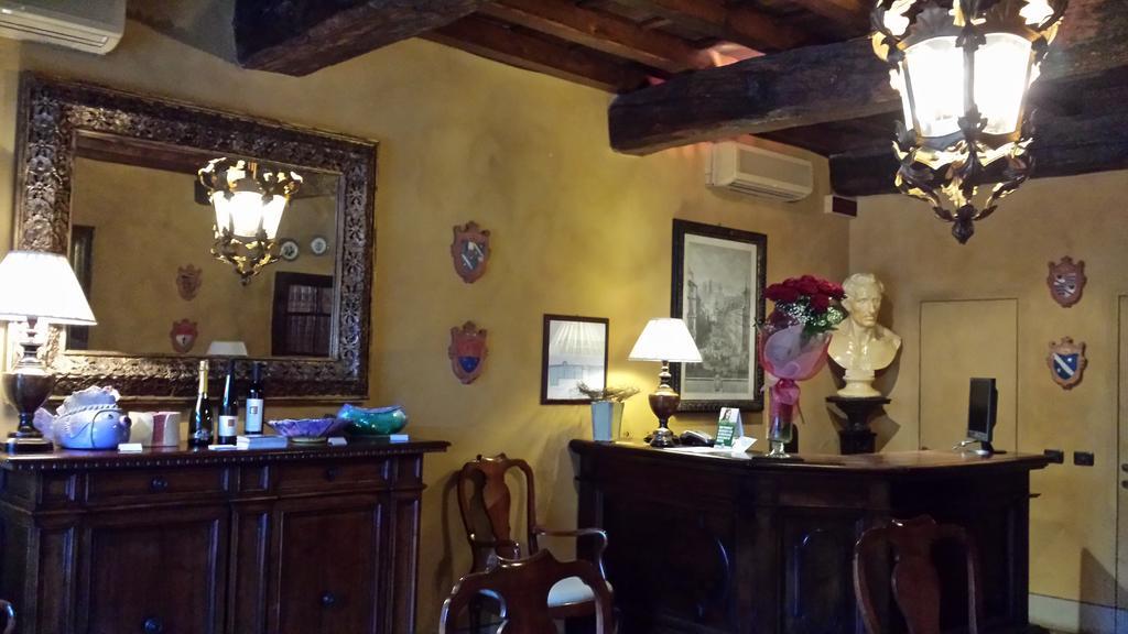 Hotel Torre Di San Martino Gazzola Di Rivalta Bagian luar foto