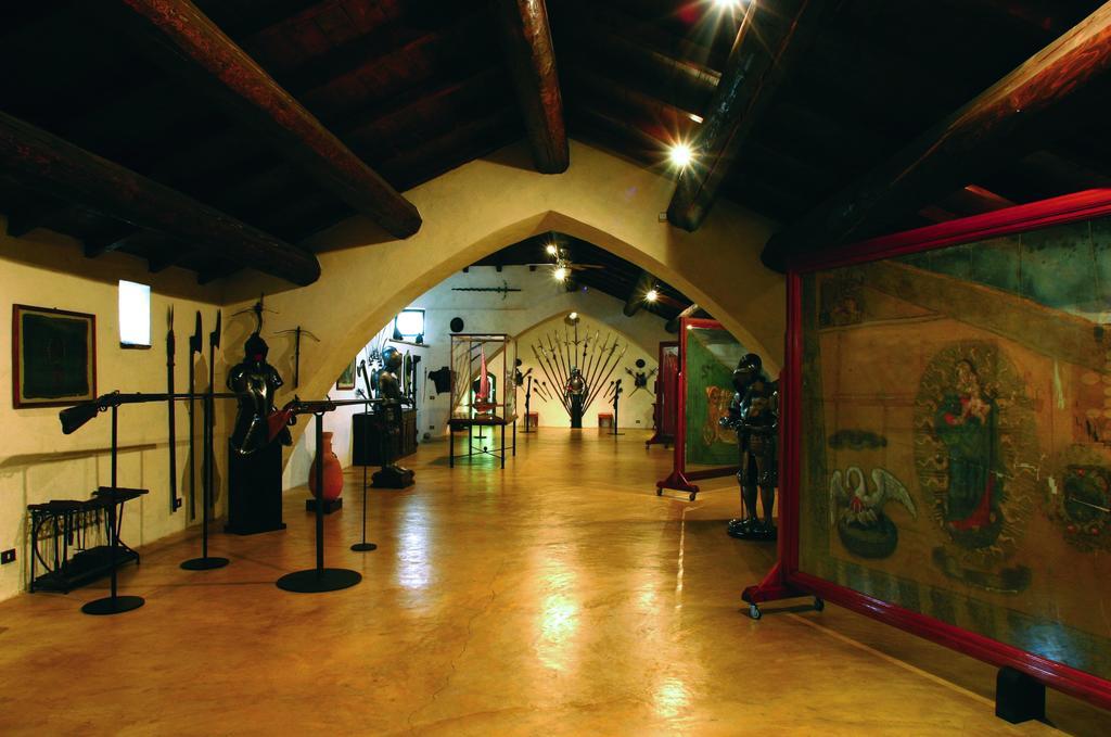 Hotel Torre Di San Martino Gazzola Di Rivalta Bagian luar foto