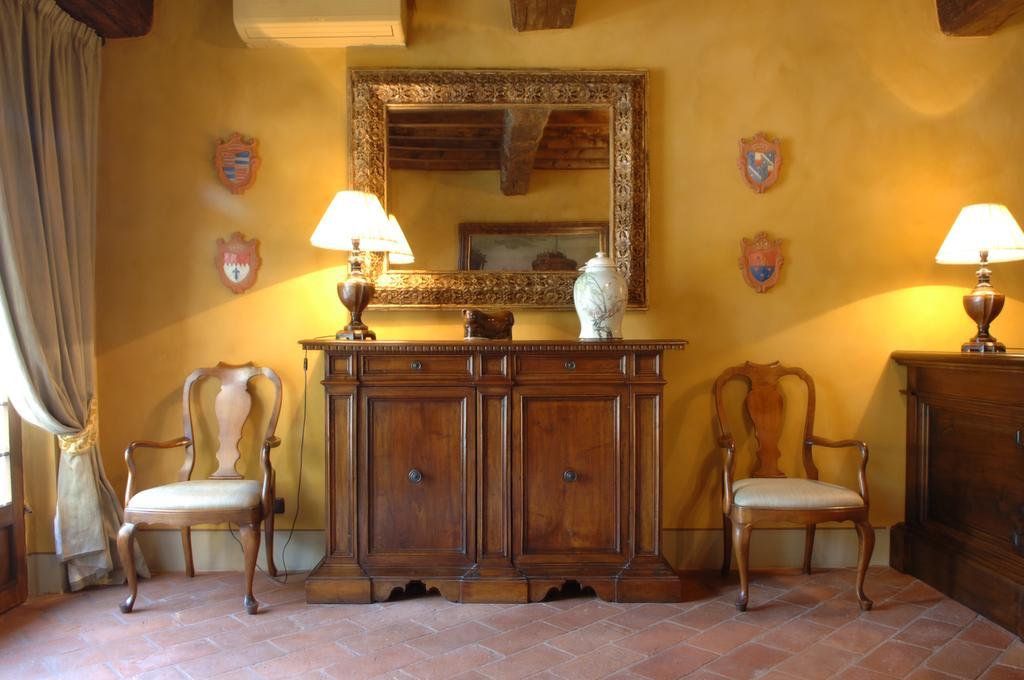Hotel Torre Di San Martino Gazzola Di Rivalta Bagian luar foto