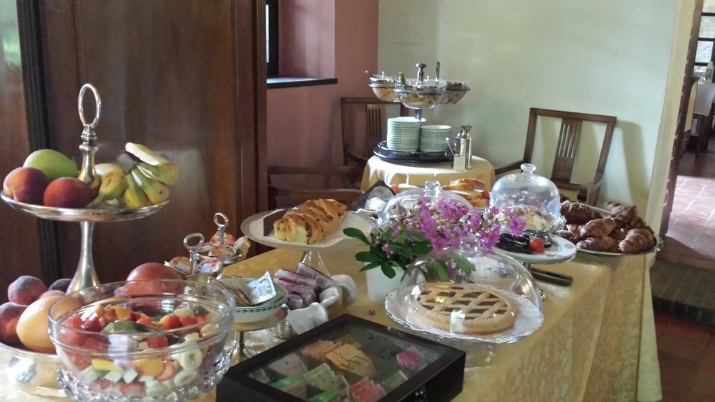 Hotel Torre Di San Martino Gazzola Di Rivalta Bagian luar foto