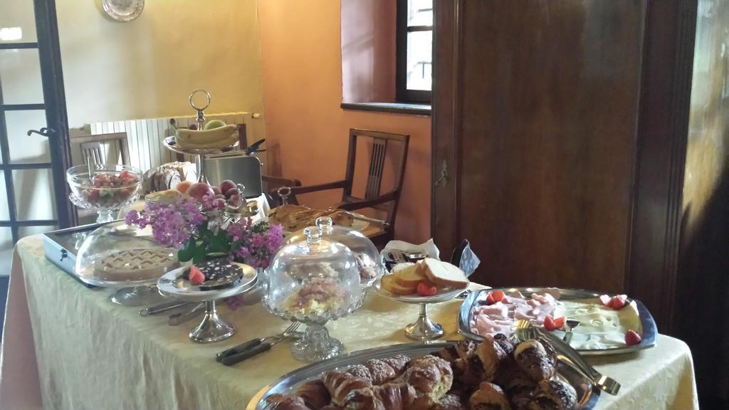 Hotel Torre Di San Martino Gazzola Di Rivalta Bagian luar foto