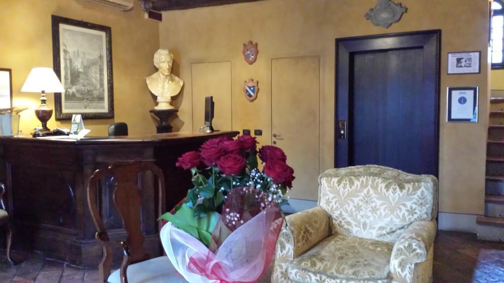 Hotel Torre Di San Martino Gazzola Di Rivalta Bagian luar foto