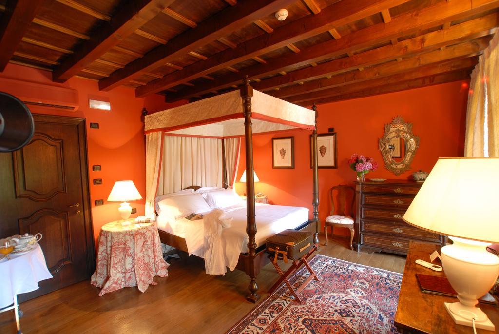Hotel Torre Di San Martino Gazzola Di Rivalta Bagian luar foto